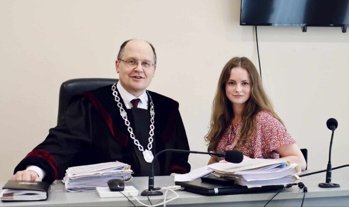 Mykolo Romerio universiteto studentė Kauno apylinkės teisme sėkmingai užbaigė mentorystės programą