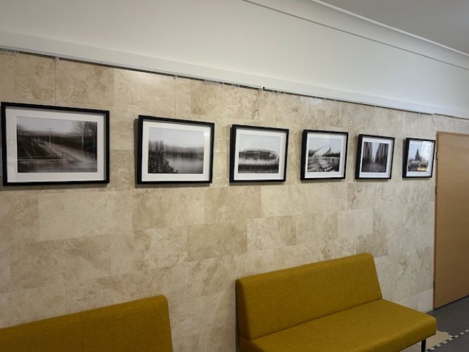 Kauno apylinkės teisme atidaryta fotografės-kūrėjos Vaidos Rimienės fotografijų paroda „Kauno štrichai“