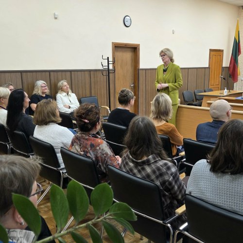 Teismo pirmininkė tęsia vizitus Kauno apylinkės teismo rūmuose